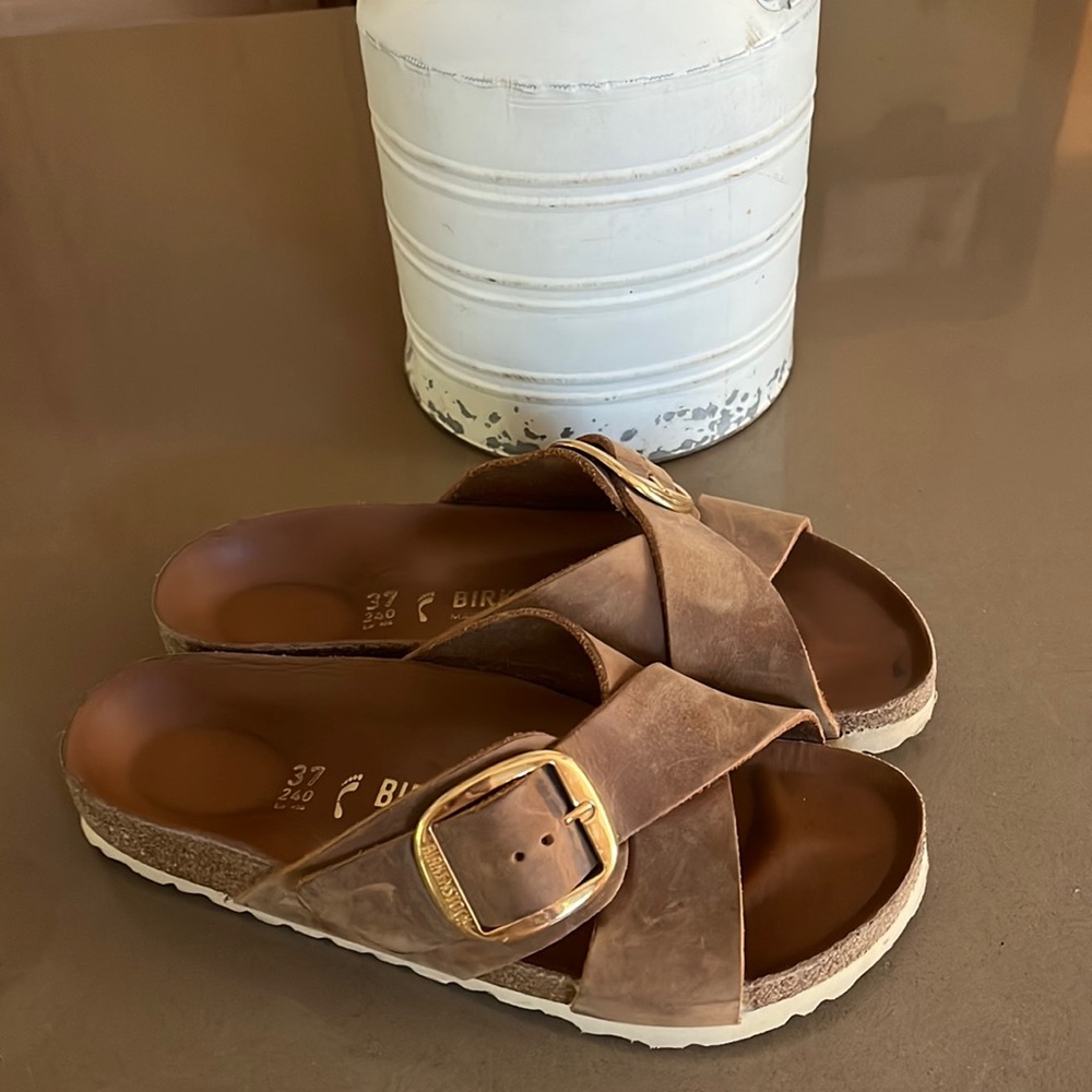 Lugano Suede Sandal